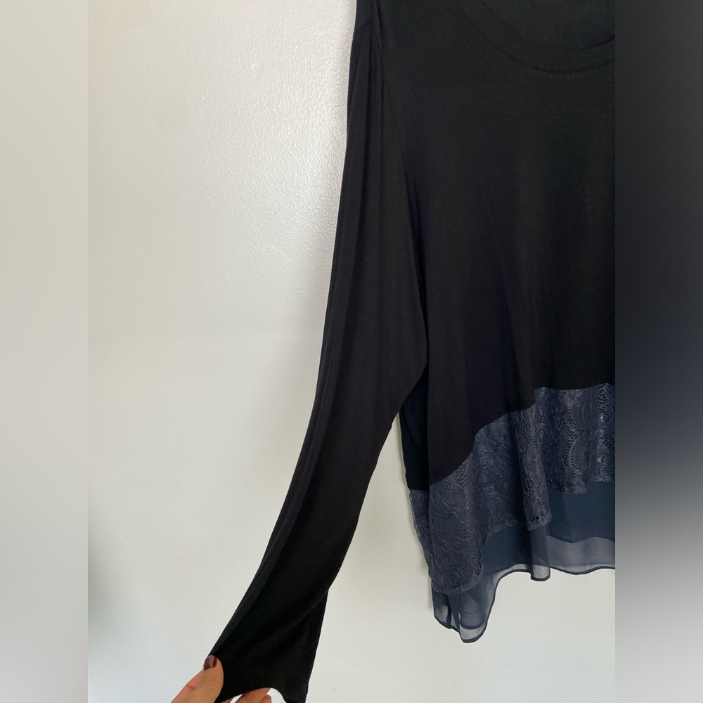 Logo By Lori Goldstein Tunic Top 3X  Lace Hem Black & Gray Soft Knit Long Sleeve - Picture 3 of 9